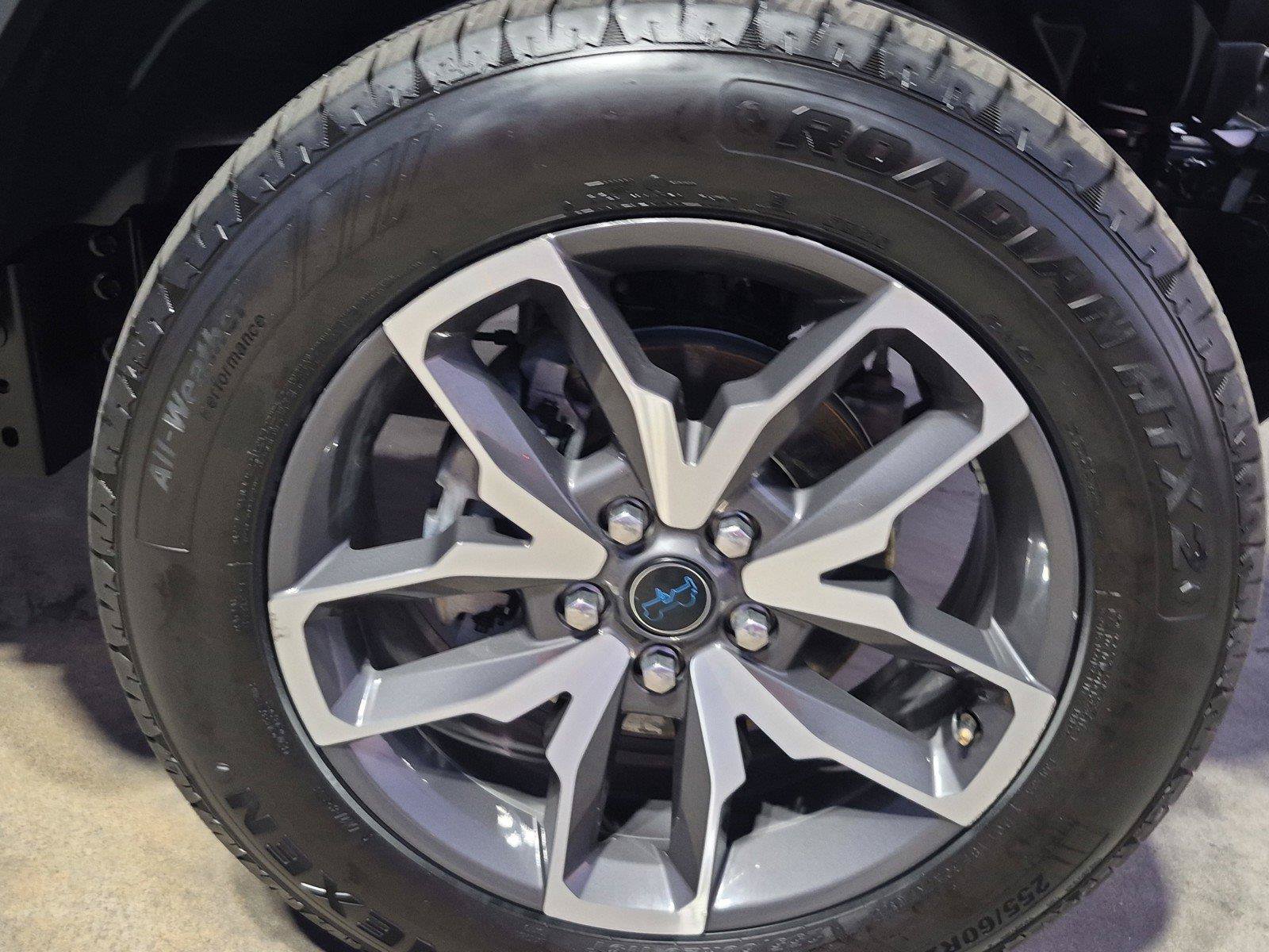 Used 2024 Jeep Wrangler Unlimited AWD/4WD image 12