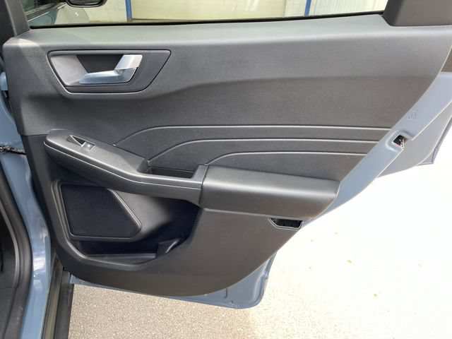 Used 2024 Ford Escape ST-Line w/ Tech Pack #1 AWD/4WD image 34