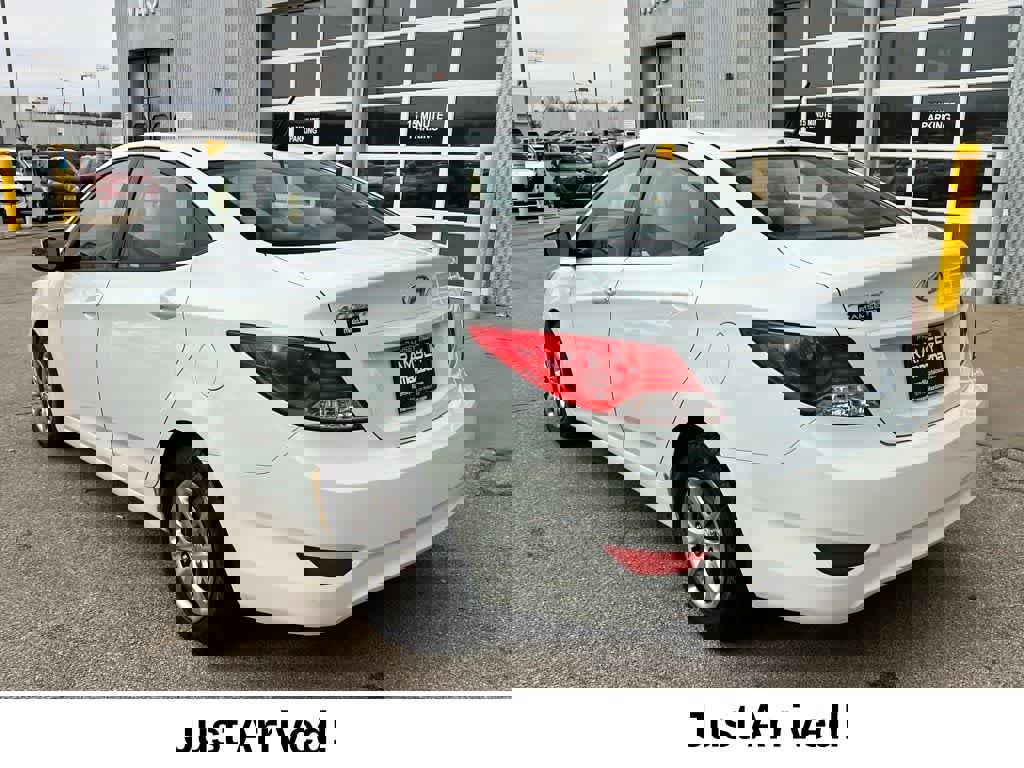 Used 2014 Hyundai Accent GLS image 4