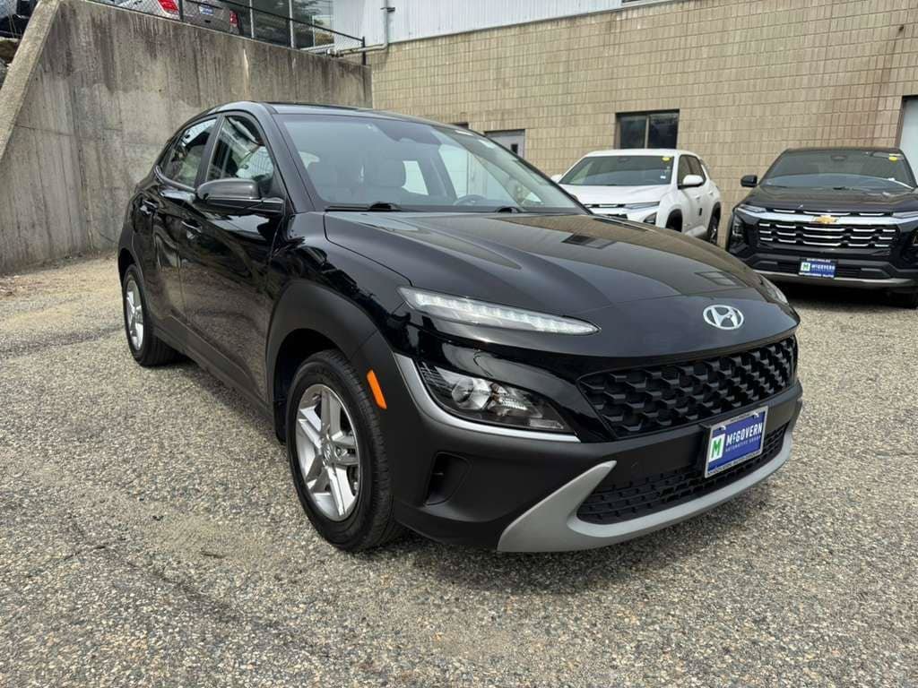 Certified 2023 Hyundai Kona SE w/ Cargo Package AWD/4WD image 9