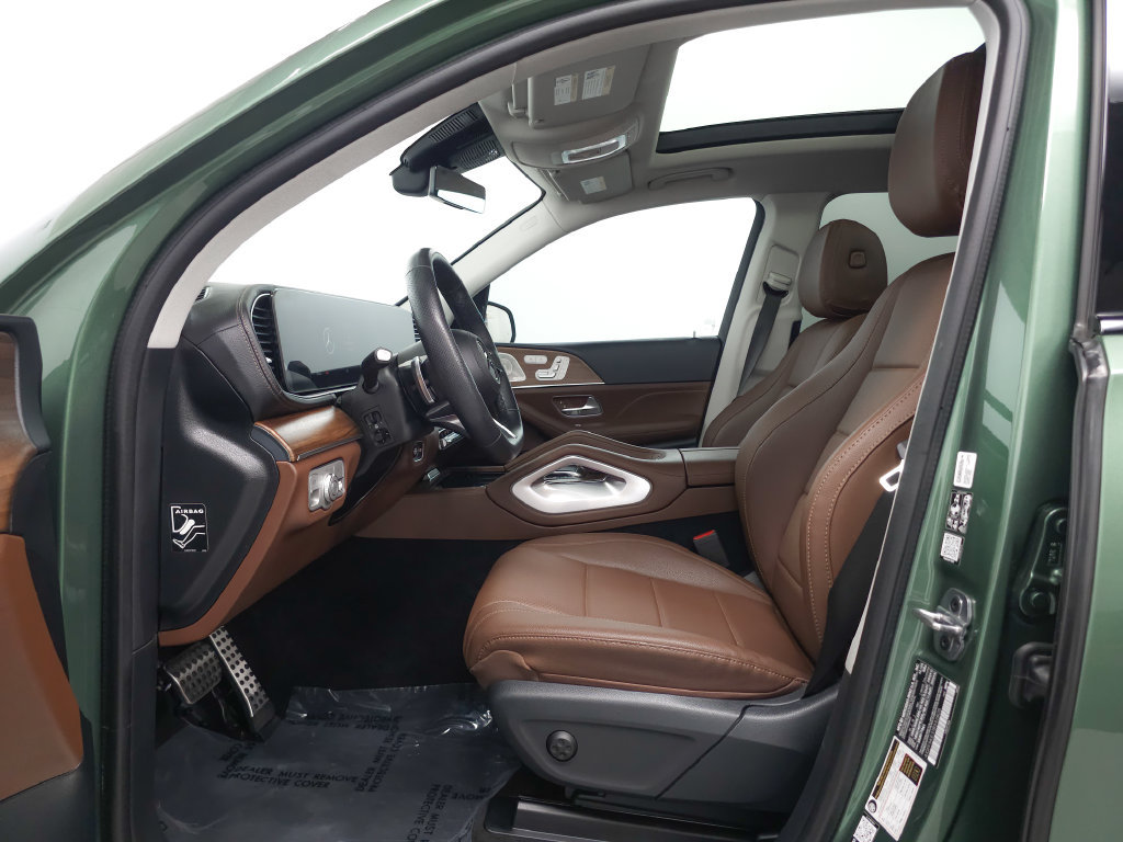 Certified 2026 Mercedes-Benz GLS 450 4MATIC w/ AMG Line Exterior image 8