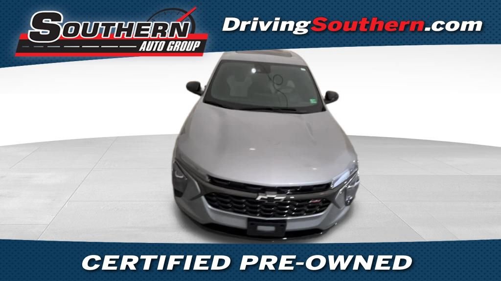Certified 2024 Chevrolet Trax RS w/ Sunroof Package image 1