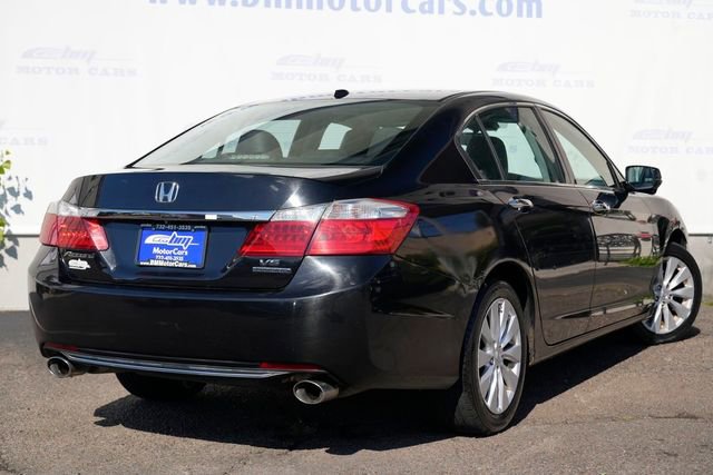 Used 2015 Honda Accord Touring image 3