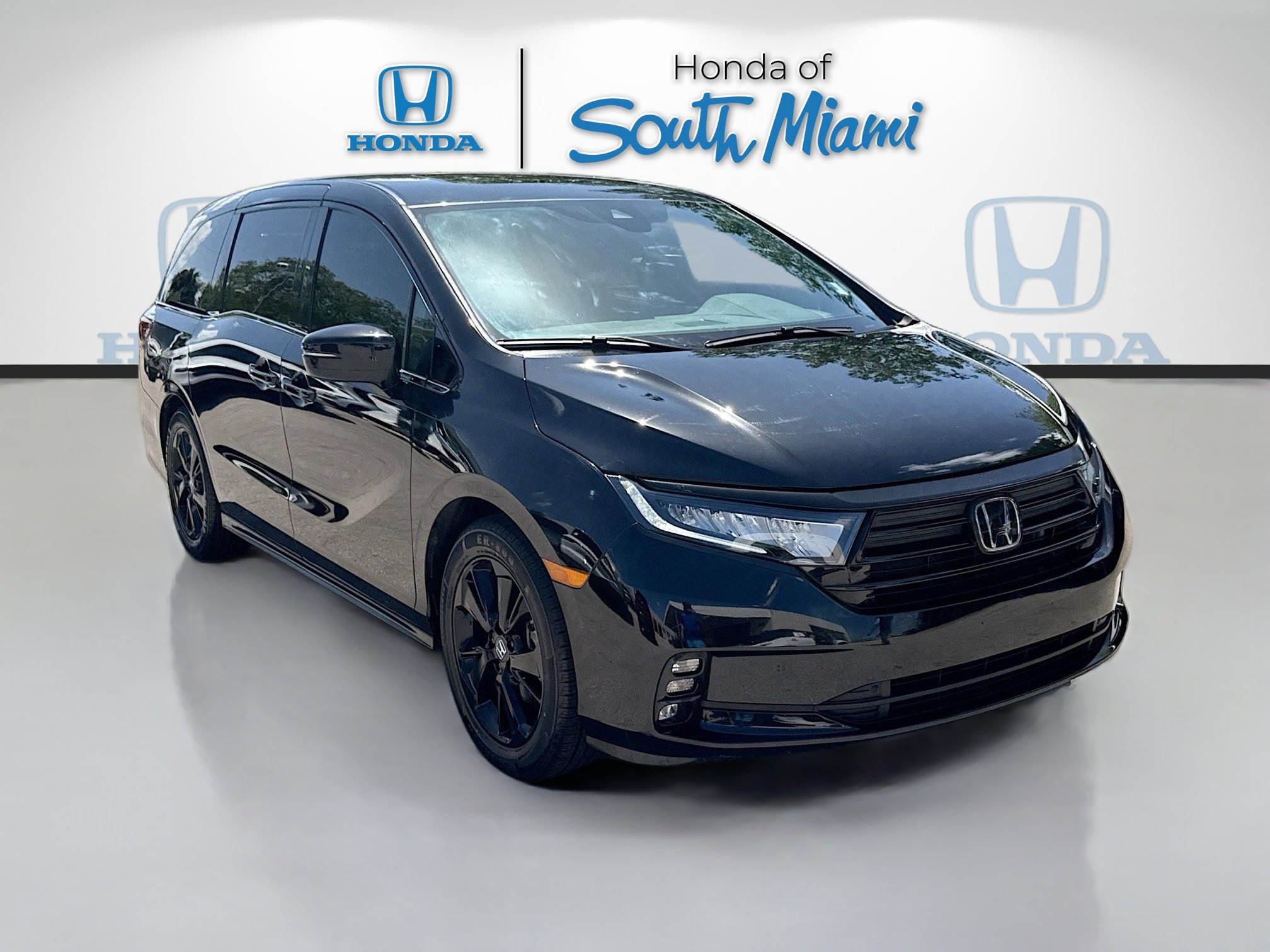 Certified 2023 Honda Odyssey Sport