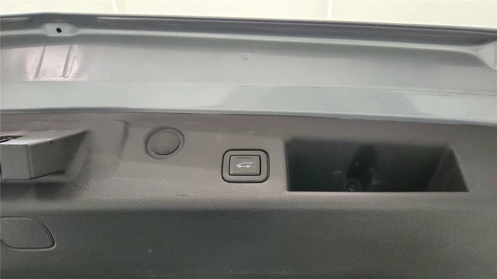 Used 2024 Chevrolet Equinox LT w/ LPO, Floor Liner Package image 22