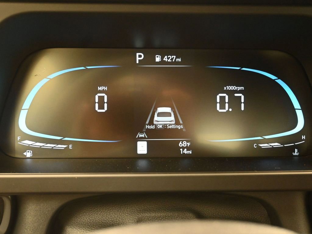 Certified 2025 Hyundai Elantra Sport FWD image 25
