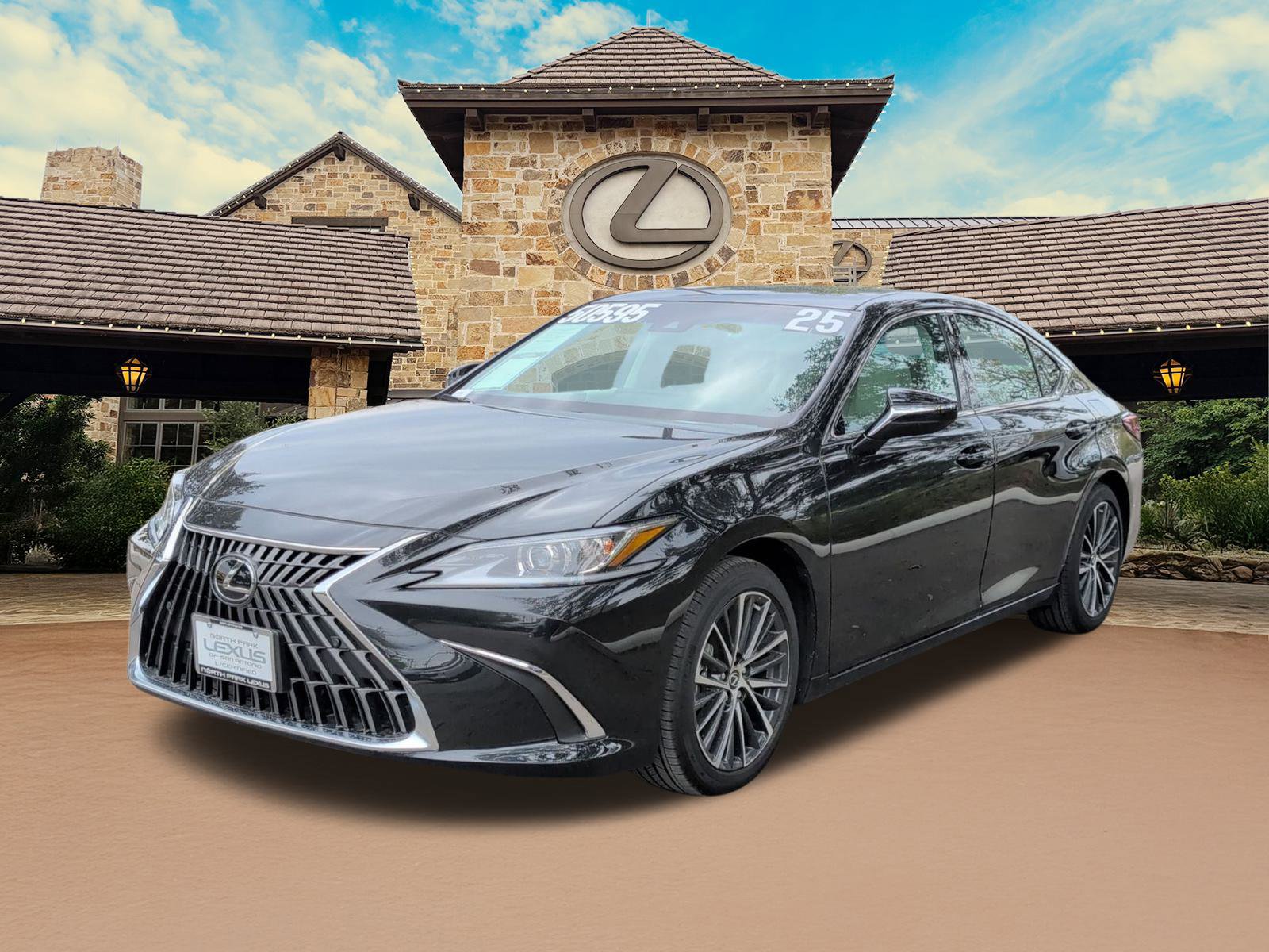 Used 2025 Lexus ES 300h w/ Premium Package image 4