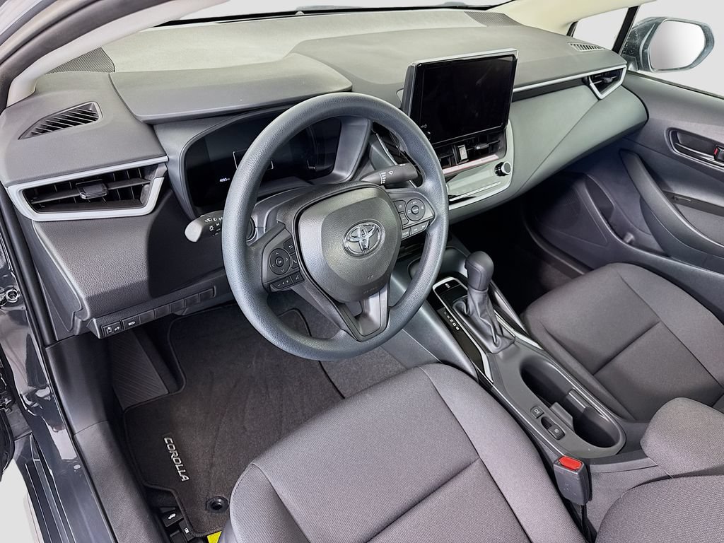 Used 2026 Toyota Corolla LE w/ Carpet Mat Package (TMS) FWD image 9