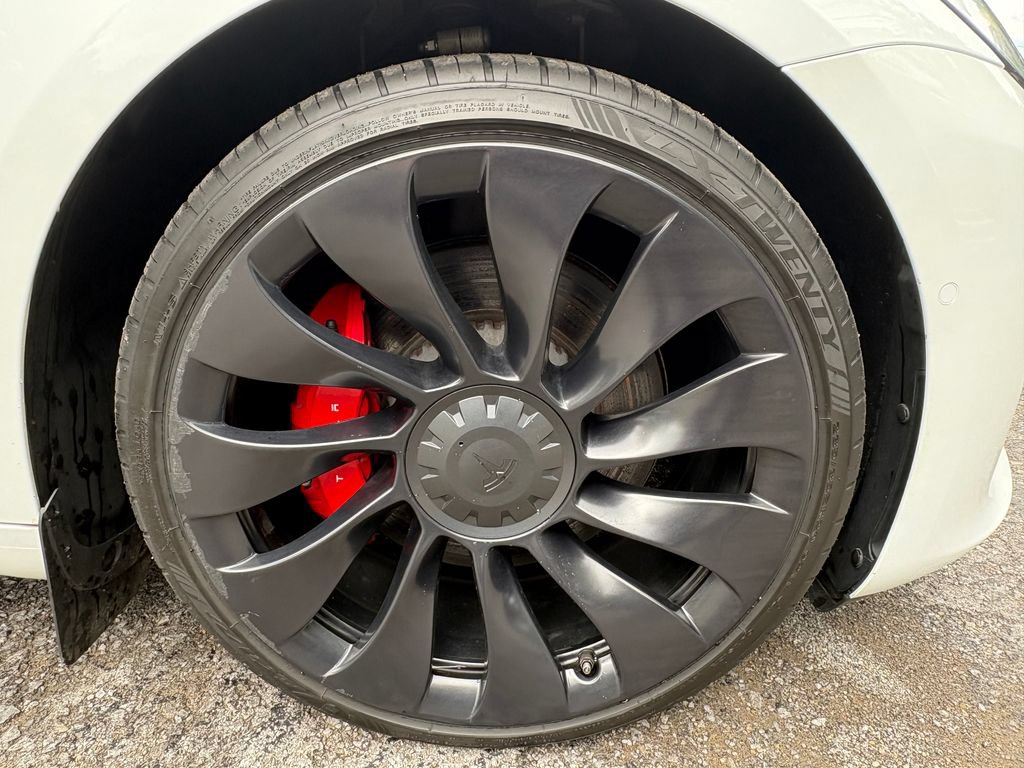 Used 2022 Tesla Model 3 Performance AWD/4WD image 9