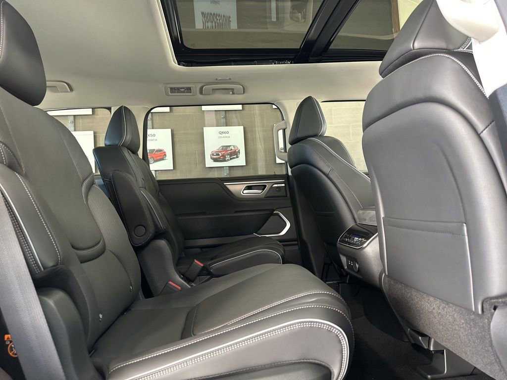 New 2026 INFINITI QX80 Luxe w/ Cargo Package AWD/4WD image 23