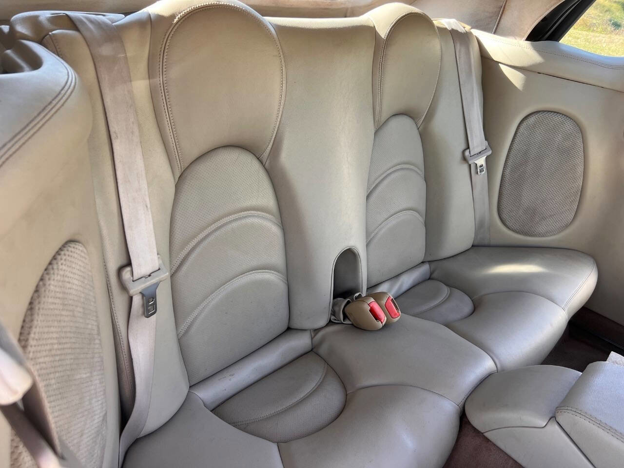 Used 2001 Jaguar XK8 Convertible image 17