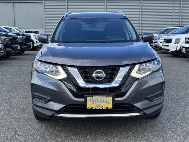 Used 2020 Nissan Rogue SV image 2