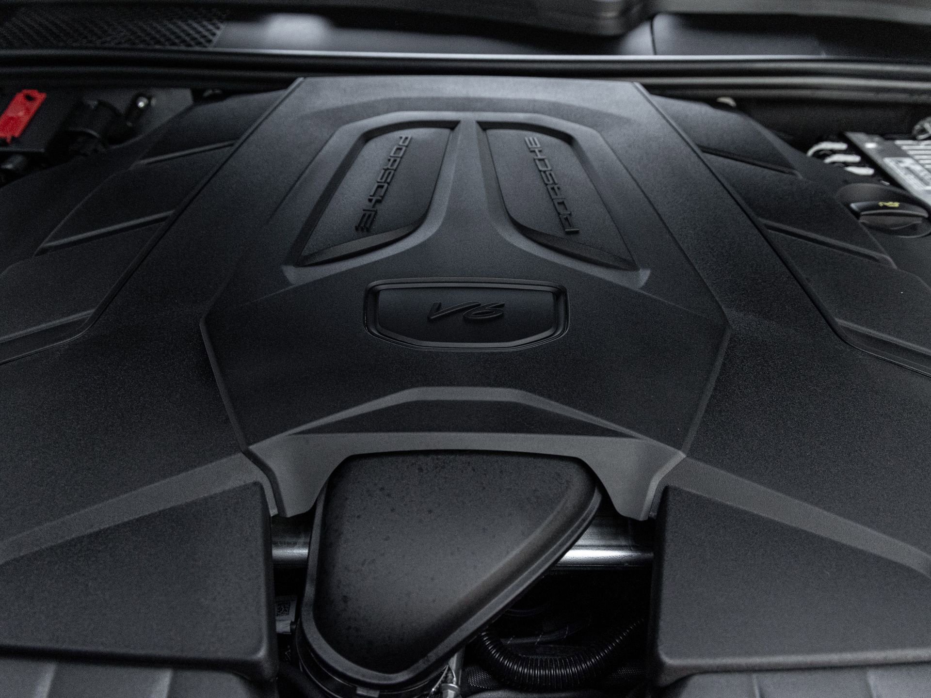 New 2026 Porsche Cayenne Coupe image 39