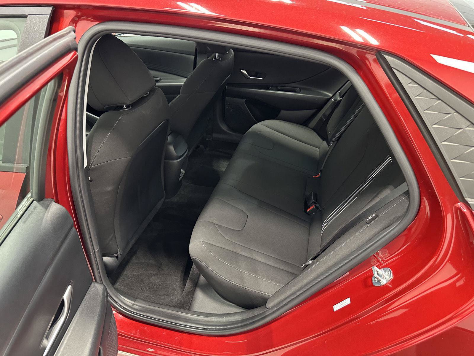 Certified 2024 Hyundai Elantra SEL FWD image 26