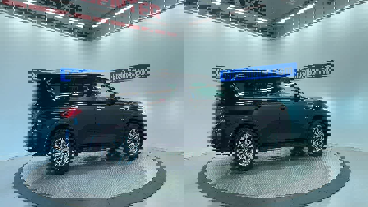 Used 2019 INFINITI QX80 Luxe w/ Proassist Package image 2