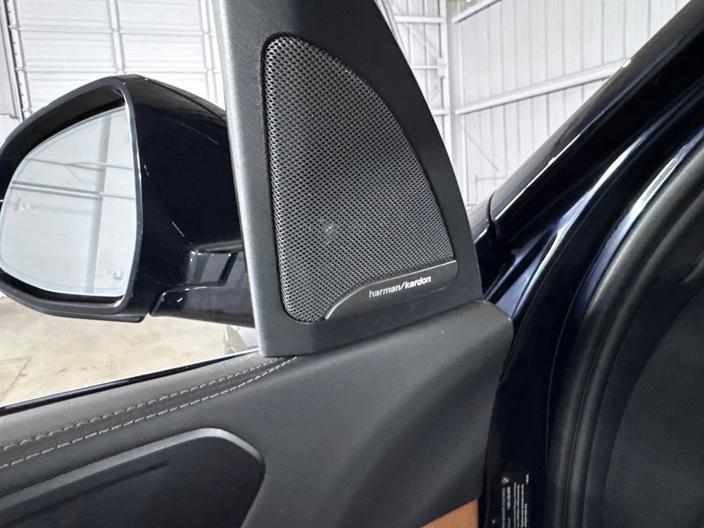Used 2024 BMW X5 xDrive40i w/ M Sport Package AWD/4WD image 38