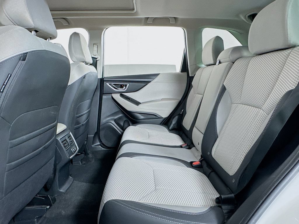 Used 2022 Subaru Forester Premium AWD/4WD image 11