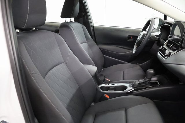 Certified 2025 Toyota Corolla LE w/ LE Premium Package FWD image 27