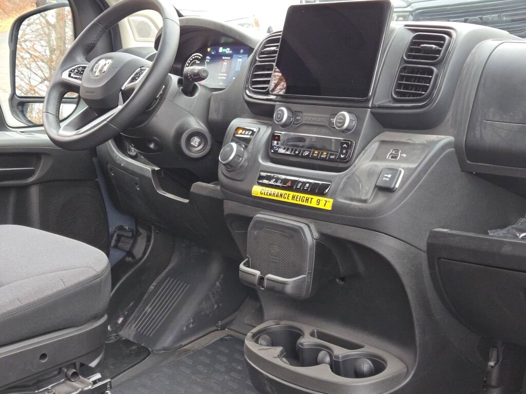 Used 2024 RAM ProMaster 3500 image 6