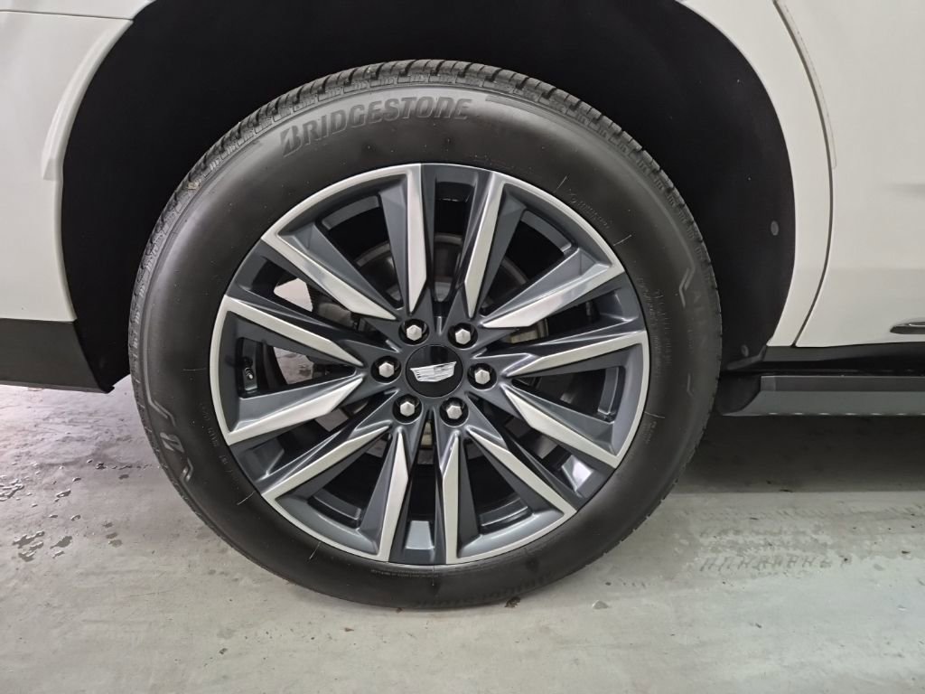 Used 2021 Cadillac Escalade Sport Platinum w/ Heavy-Duty Trailer Package image 12