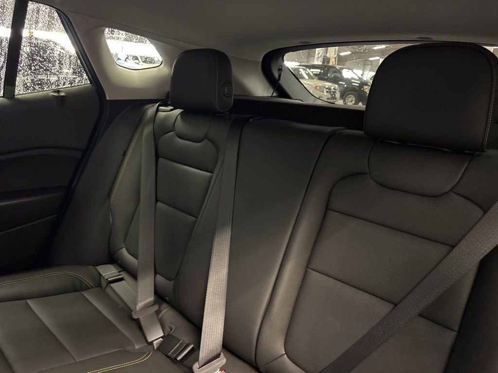 New 2026 Chevrolet Trax ACTIV w/ Driver Confidence Package FWD image 18