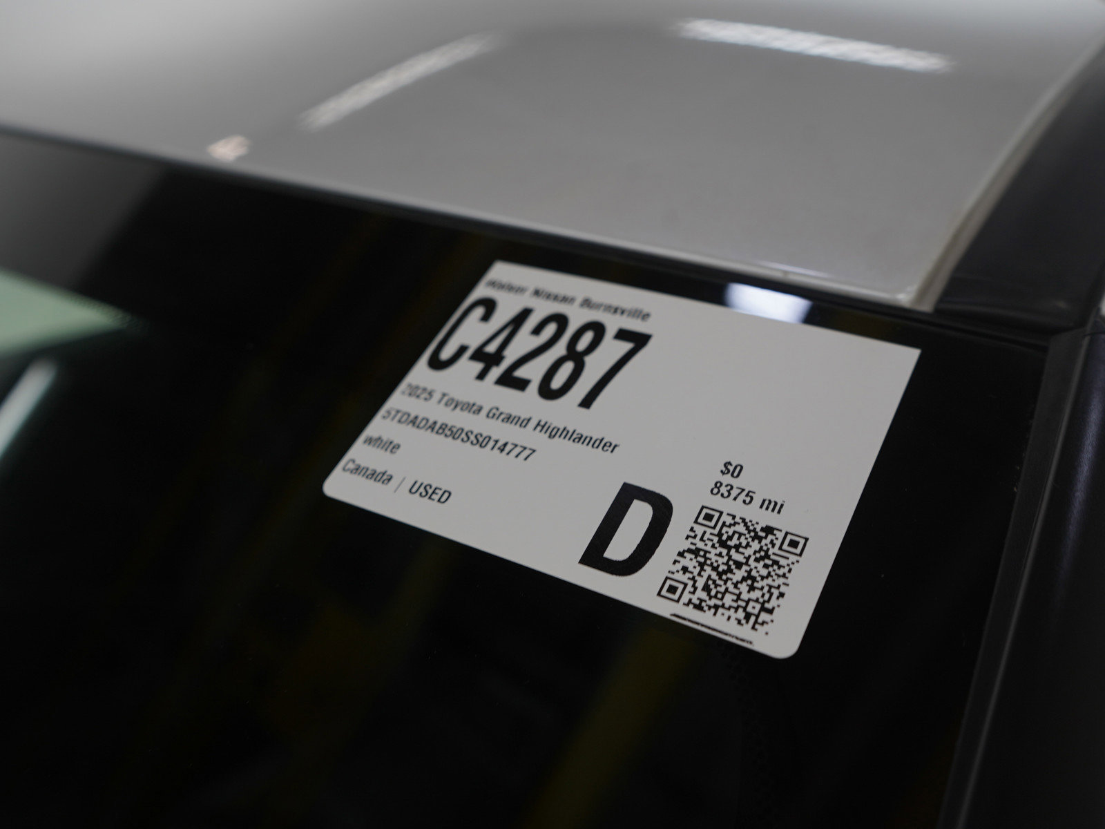 Used 2025 Toyota Grand Highlander AWD Hybrid image 33