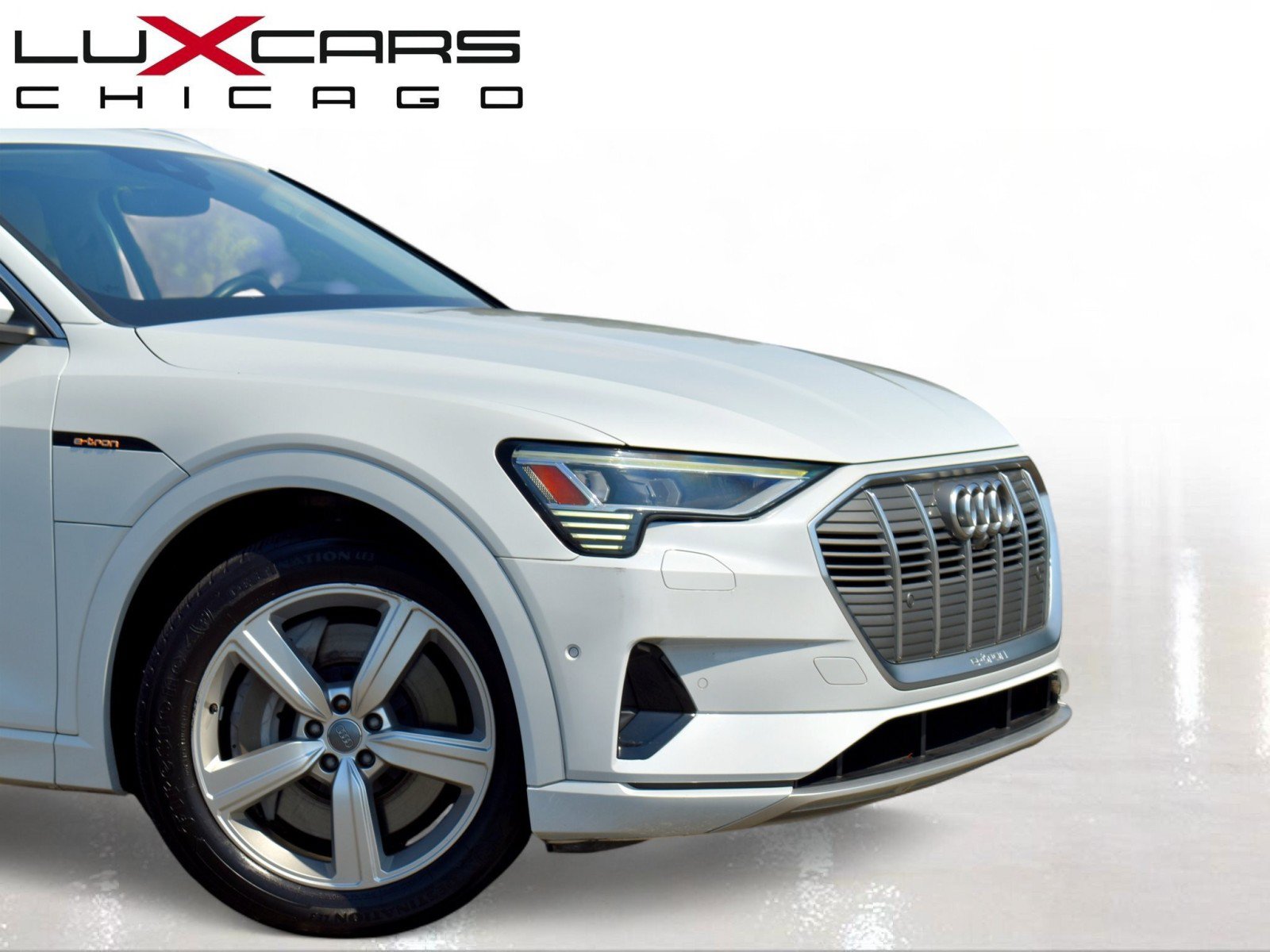 Used 2019 Audi e-tron Premium Plus AWD/4WD image 2