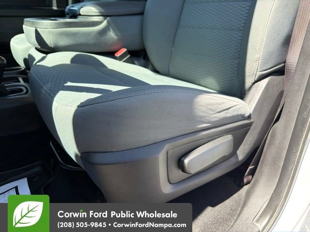 Used 2018 RAM 2500 Tradesman w/ Chrome Appearance Group AWD/4WD image 25