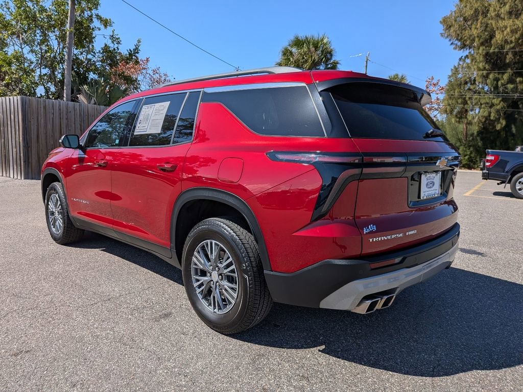 Used 2024 Chevrolet Traverse LT w/ LPO, Floor Liner Package image 8