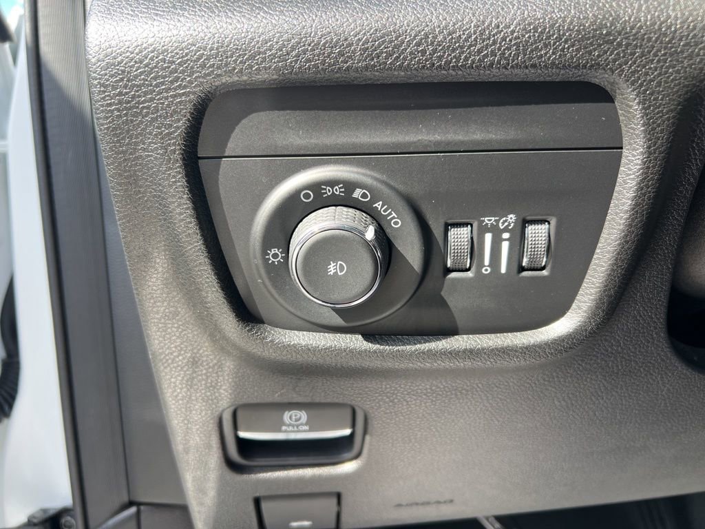 Used 2021 Jeep Grand Cherokee L Limited image 32