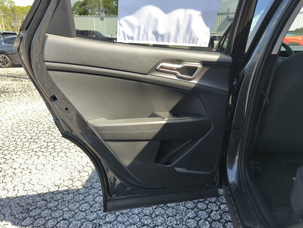 New 2026 Kia Sportage LX FWD image 27