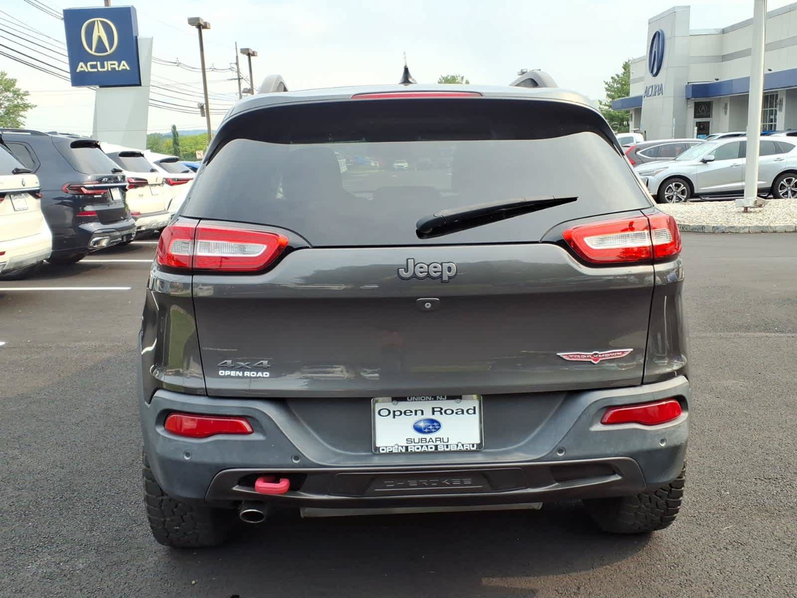 Used 2014 Jeep Cherokee Trailhawk w/ Technology Group AWD/4WD image 6