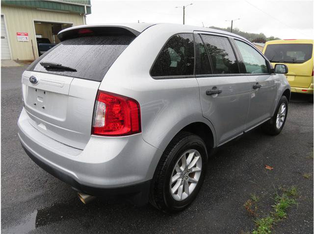 Used 2014 Ford Edge SE FWD image 2
