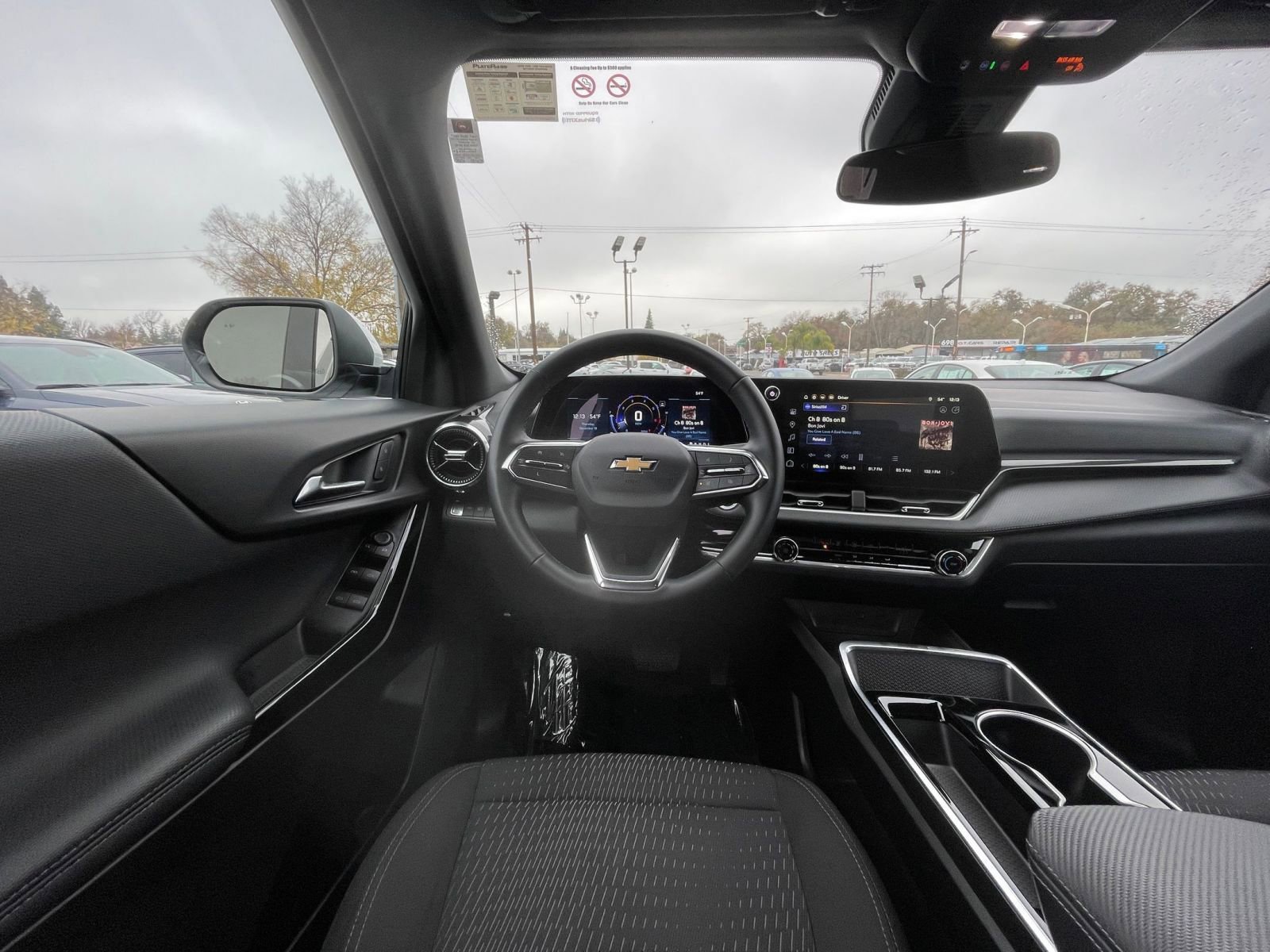 Used 2025 Chevrolet Equinox LT image 46