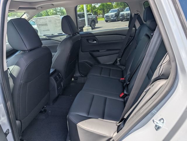 New 2026 Nissan Rogue Dark Armor AWD/4WD image 10