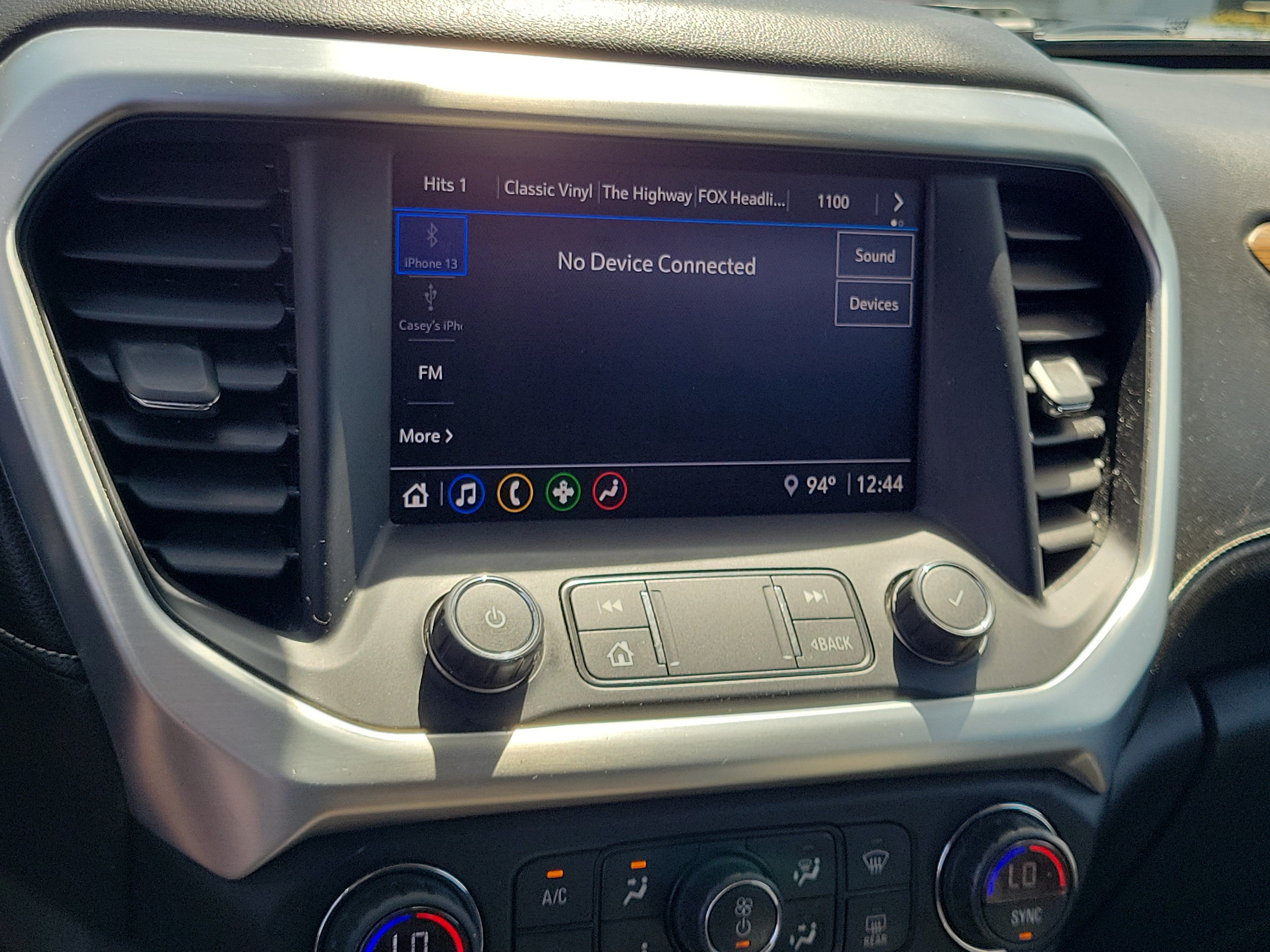 Used 2020 GMC Acadia SLE w/ Driver Convenience Package FWD image 25