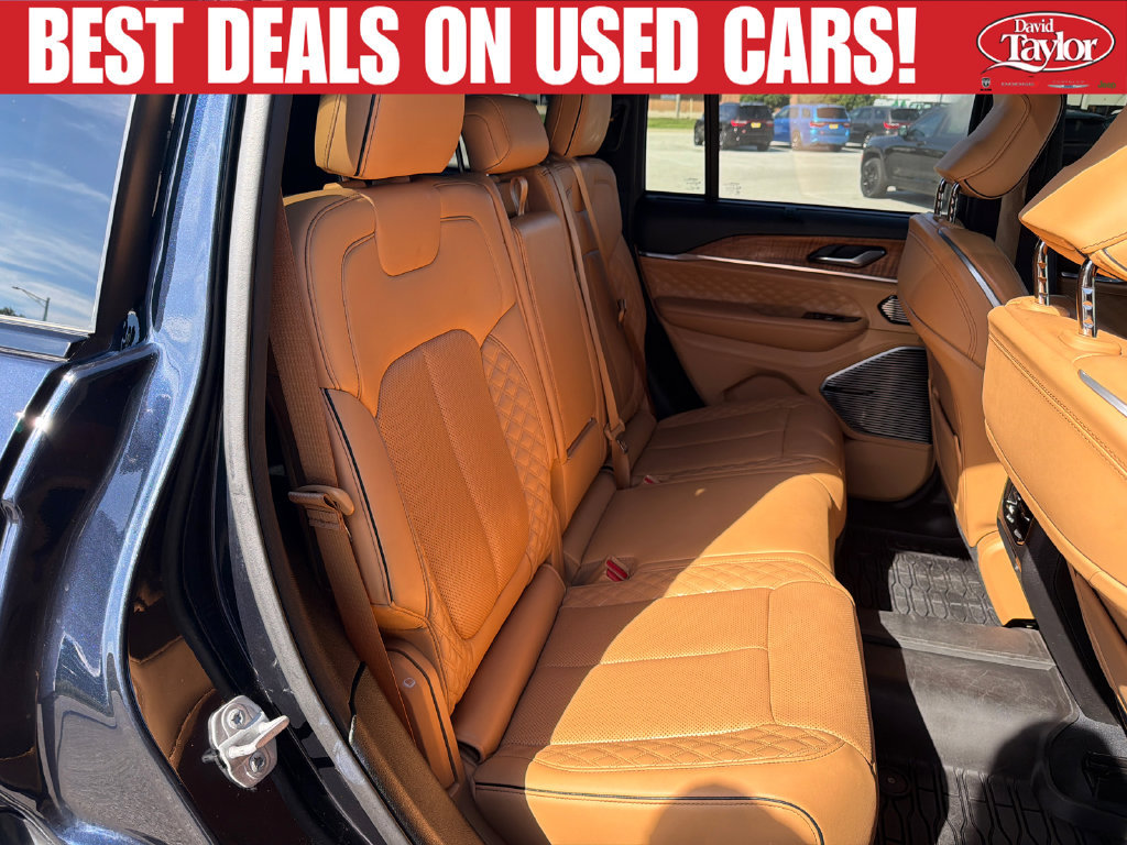 Used 2022 Jeep Grand Cherokee Summit AWD/4WD image 40