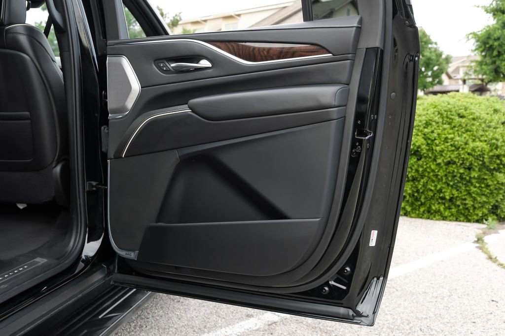 Used 2021 Cadillac Escalade ESV Sport Platinum image 58