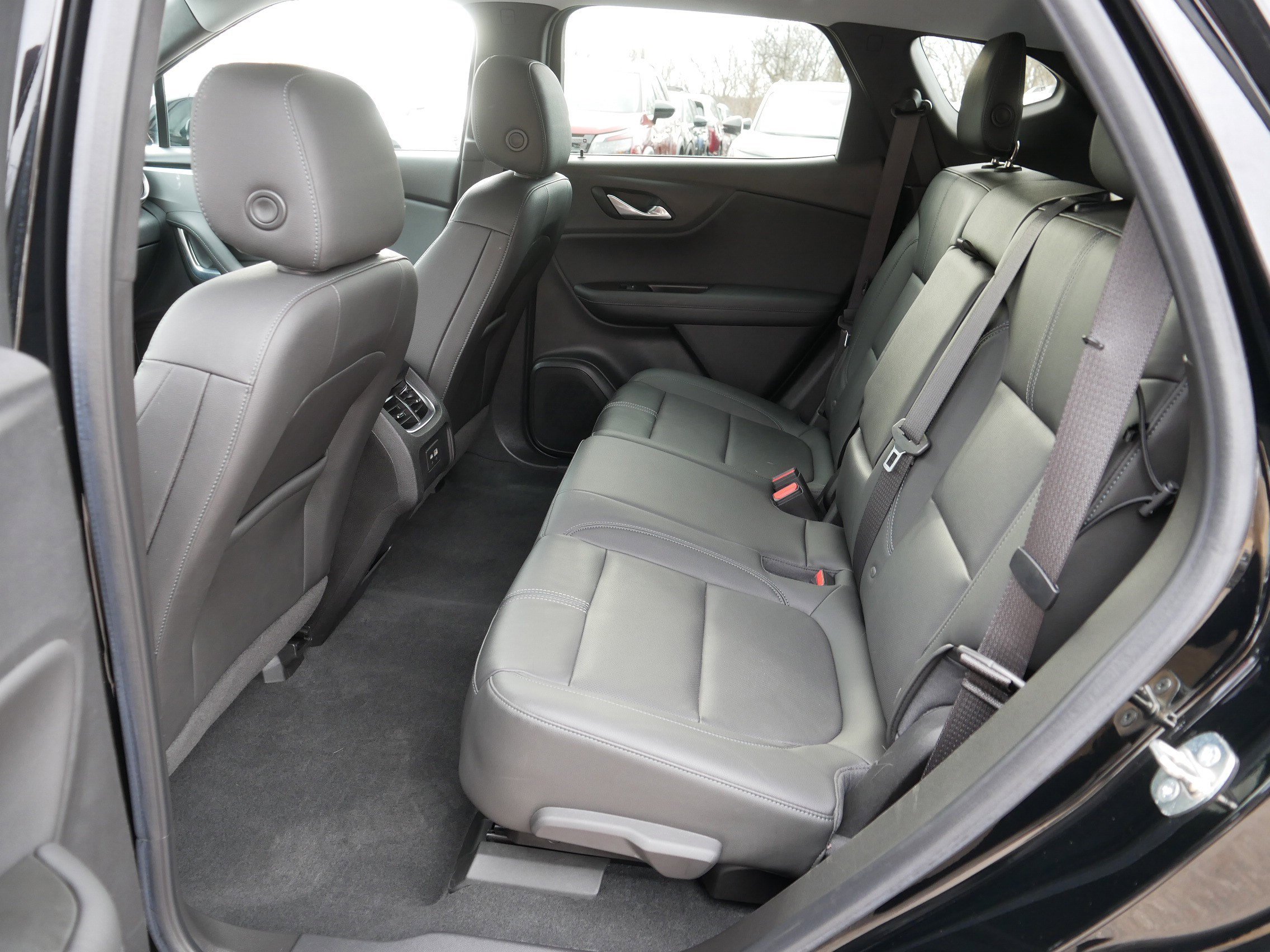 Used 2020 Chevrolet Blazer LT image 37