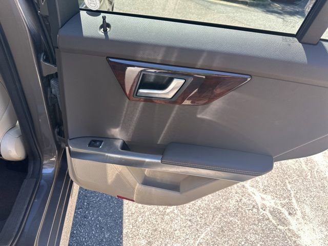 Used 2014 Mercedes-Benz GLK 350 2WD image 16