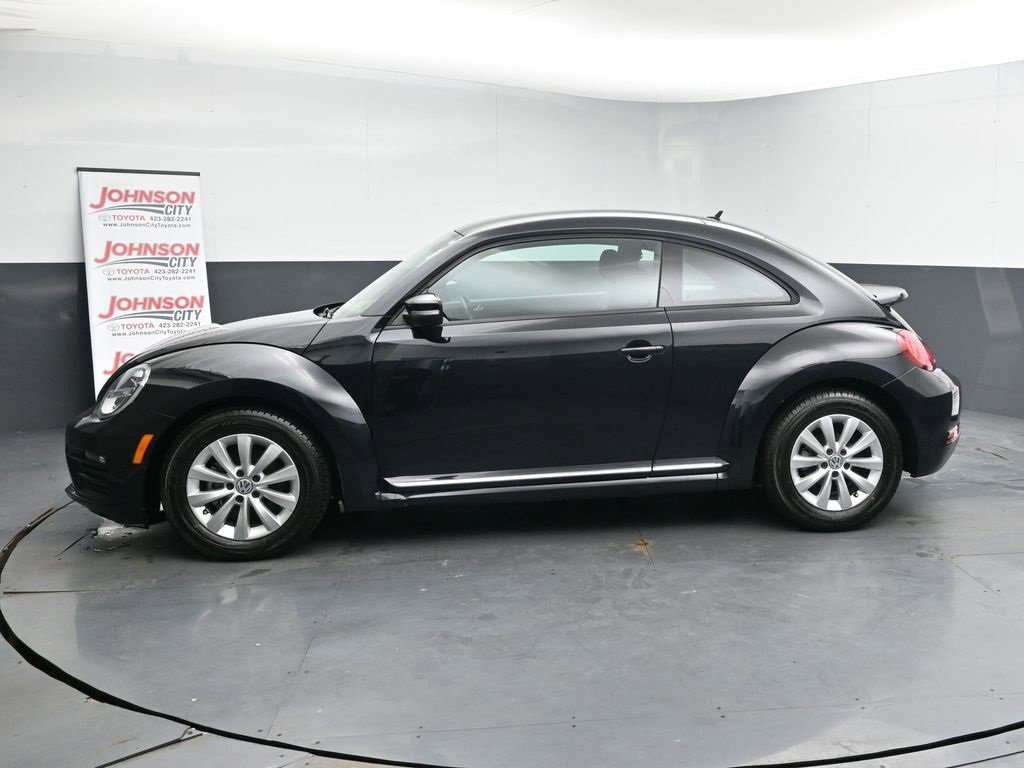 Used 2019 Volkswagen Beetle 2.0T S image 5