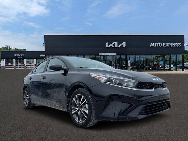Certified 2023 Kia Forte LXS image 1