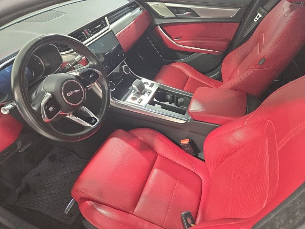 Certified 2022 Jaguar XF R-Dynamic SE AWD/4WD image 19