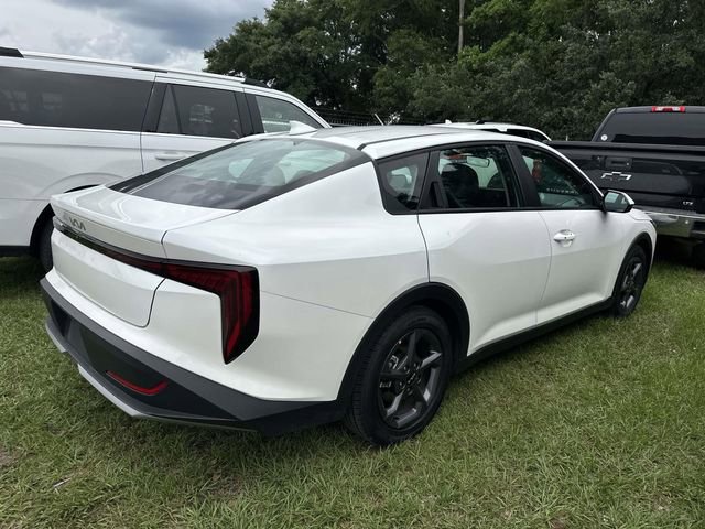 Used 2025 Kia K4 FWD image 12