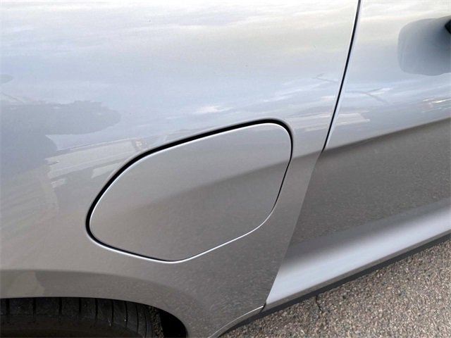 Used 2024 Porsche Taycan image 11