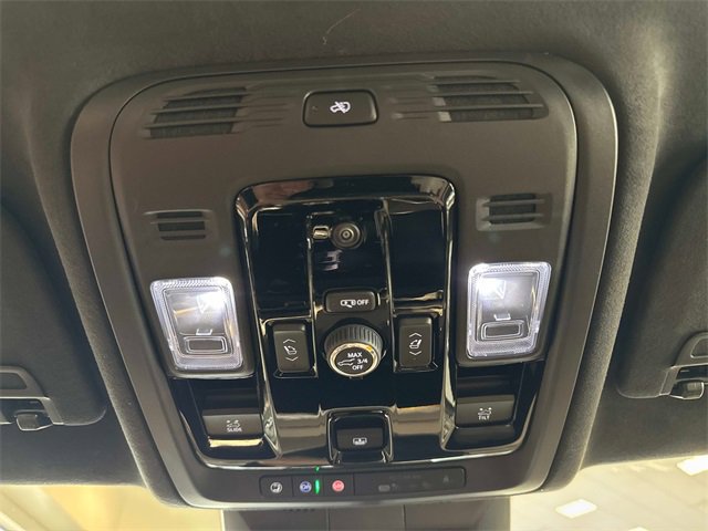 Used 2025 Cadillac Escalade V image 23