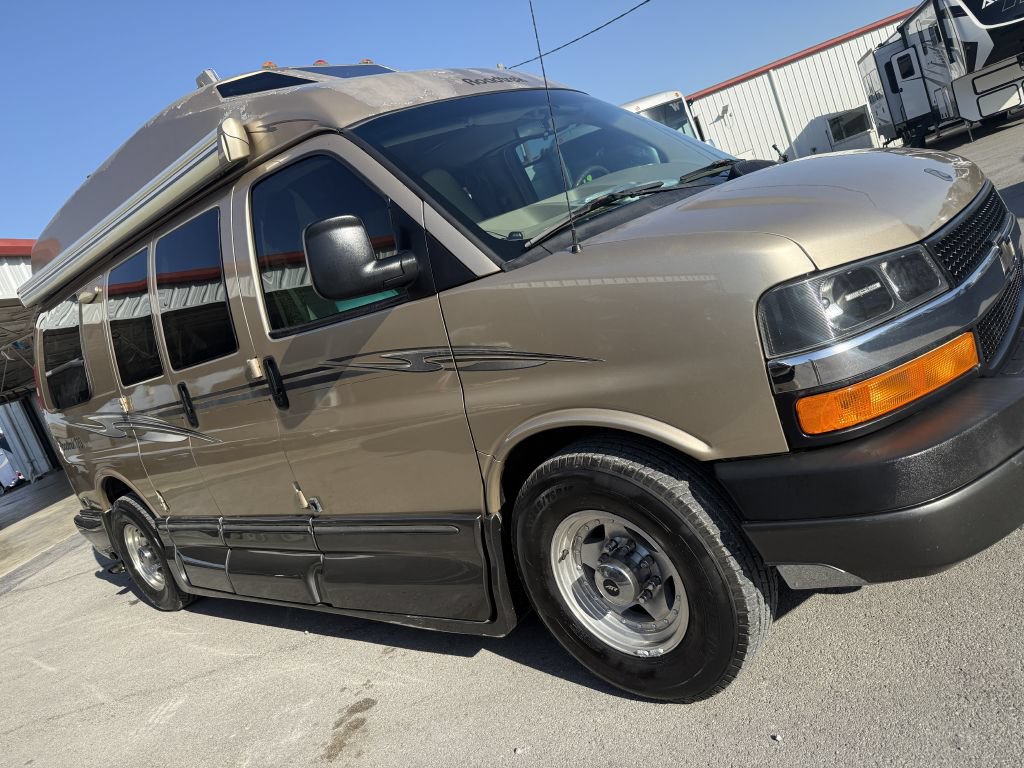 Used 2011 Chevrolet Express 2500 w/ Power Package RWD image 18