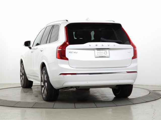 Used 2023 Volvo XC90 T8 Ultimate w/ Lounge Package image 6