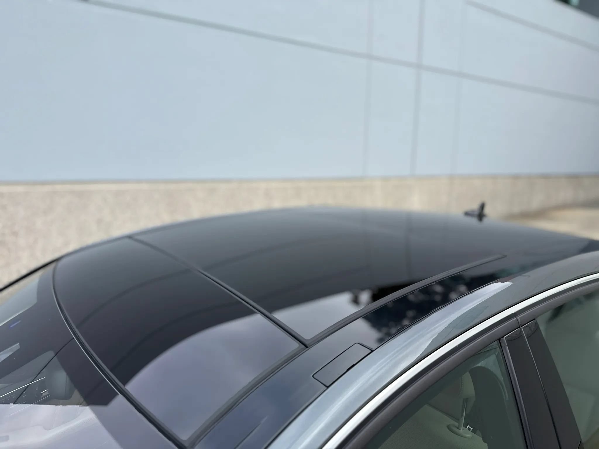 Used 2011 Mercedes-Benz E 550 Sedan image 18
