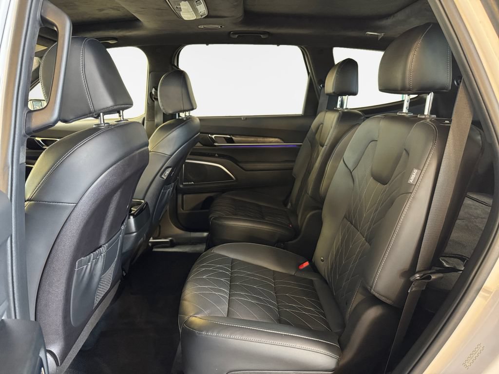 Certified 2025 Kia Telluride SX Prestige X-Line AWD/4WD image 24